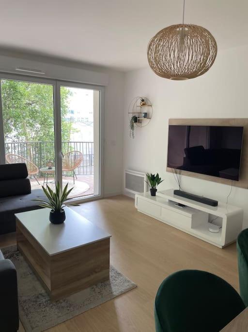 Superbe Appartement En Residence Avec Parking 르망 외부 사진